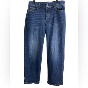 Lane Bryant signature fit, high rise girlfriend jeans. Size 18 GUC